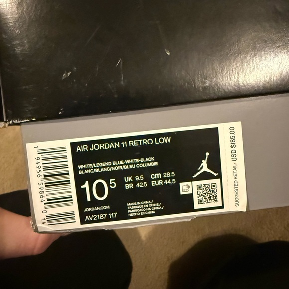 Jordan 11 Retro Low Legend Blue - Picture 9 of 10